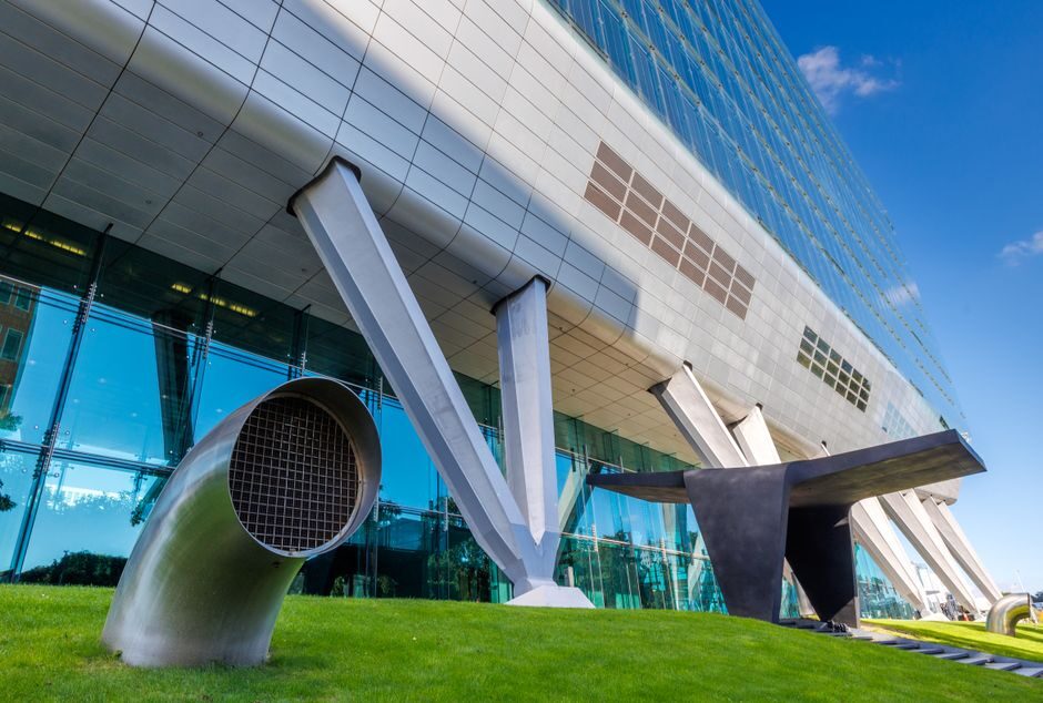 Nieuwbouw en waterfront in Buiksloterham, Amsterdam-Noord, langs het IJ